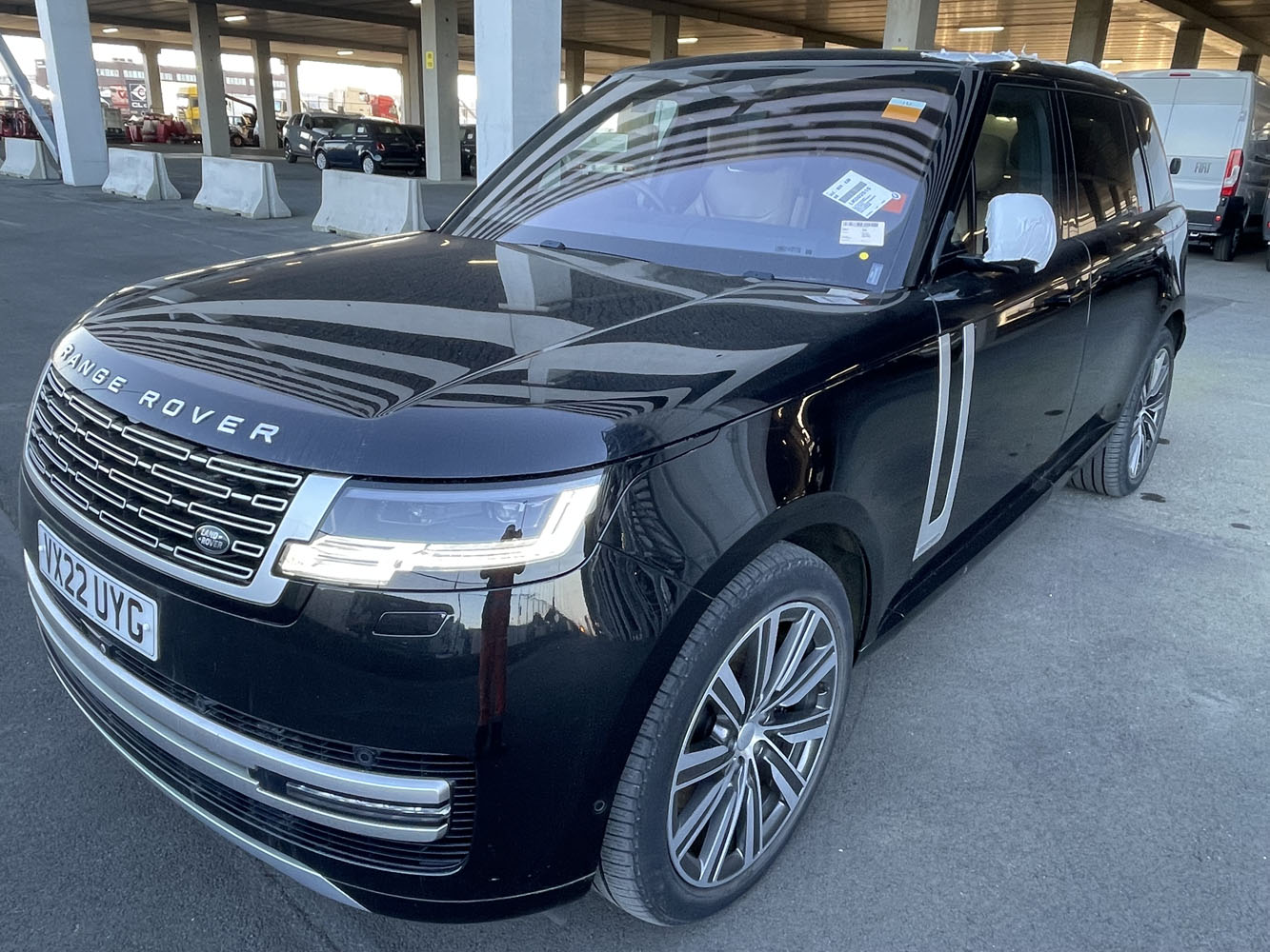 2023 RHD Land Rover Range Rover P530 LWB Autobiography AWD 4.4L V8 Gas 8-Speed AT 530bhp 7-Seater