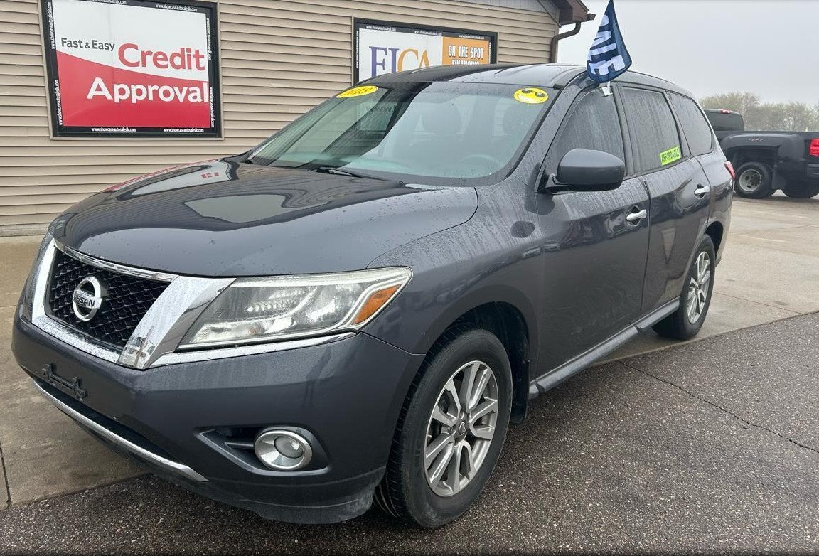 2013 Nissan Pathfinder SV 4WD