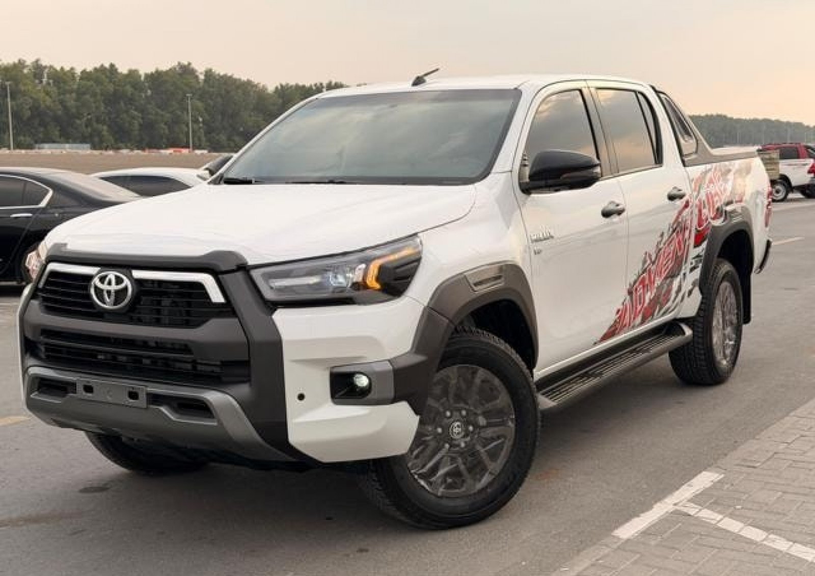 2025 TOYOTA Hilux PICK UP 4.0 4WD AT White