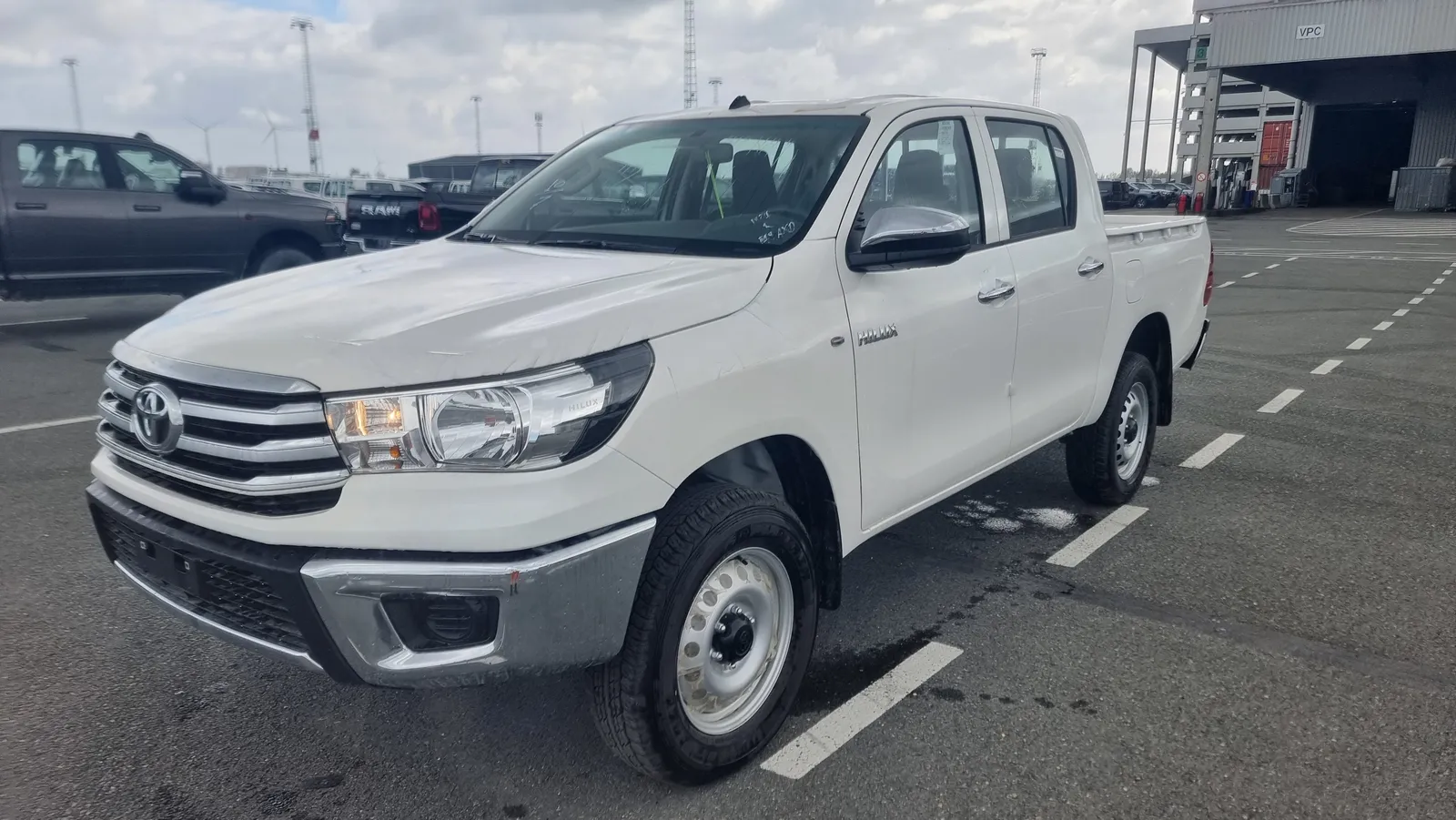 2026 Toyota Hilux Crew Cab Standard Plus 4WD 2.4L Diesel 5-Speed MT