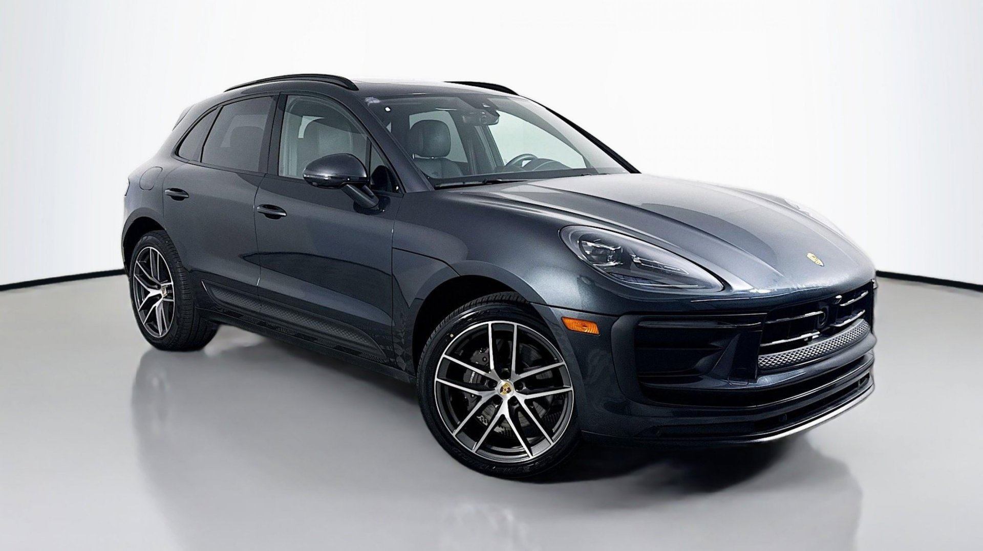 2024 Porsche Macan 