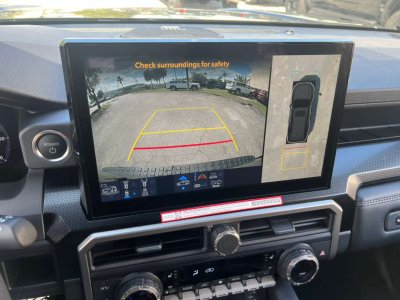 2026 Toyota 4Runner Limited Hybrid AWD 2.4L Gas AT