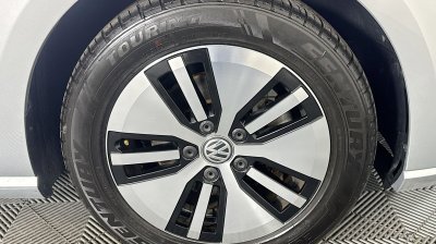 2016 Volkswagene Golf SE