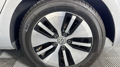 2016 Volkswagene Golf SE