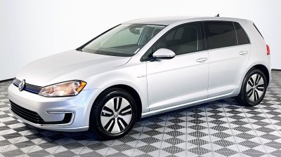 2016 Volkswagene Golf SE