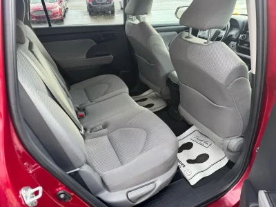 2022 Toyota Highlander LE AWD V6