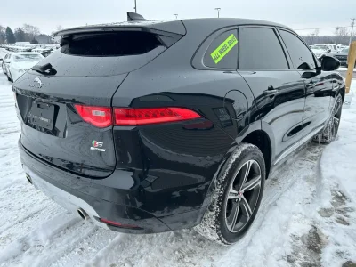 2019 Jaguar F-Pace S