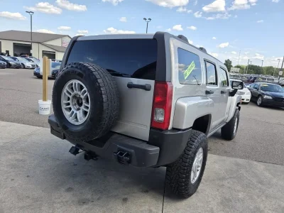 2008 HUMMER H3 Base