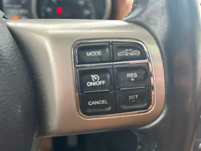 2011 Jeep Grand Cherokee Overland 4WD