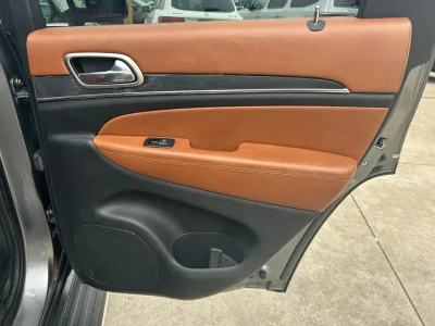 2011 Jeep Grand Cherokee Overland 4WD