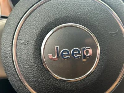 2011 Jeep Grand Cherokee Overland 4WD