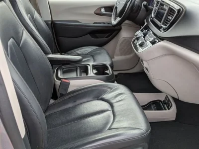 2019 Chrysler Pacifica Touring L