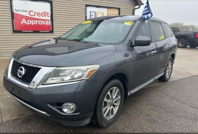 2013 Nissan Pathfinder SV 4WD