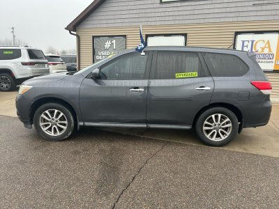 2013 Nissan Pathfinder SV 4WD