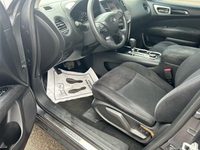 2013 Nissan Pathfinder SV 4WD