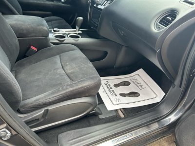 2013 Nissan Pathfinder SV 4WD