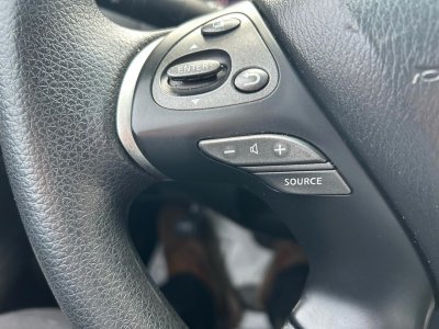 2013 Nissan Pathfinder SV 4WD