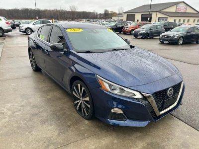 2021 Nissan Altima 2.5SR