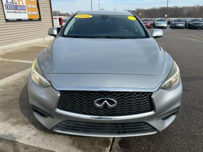 2018 Infiniti QX30 Base
