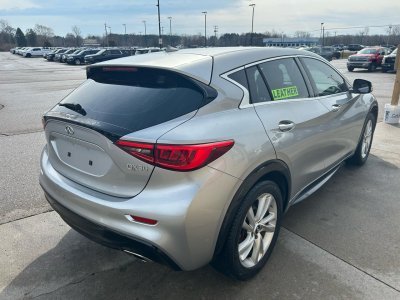 2018 Infiniti QX30 Base