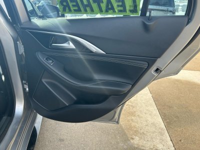 2018 Infiniti QX30 Base