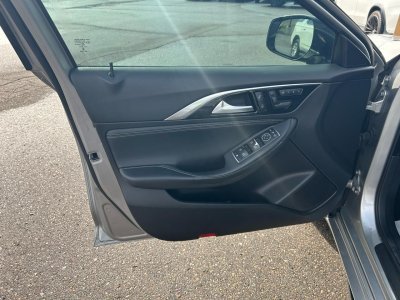 2018 Infiniti QX30 Base