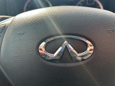 2018 Infiniti QX30 Base