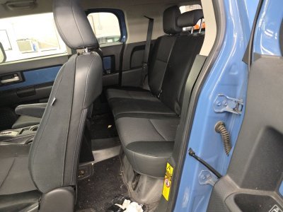 2012 Toyota FJ Cruiser w/Rear Doors