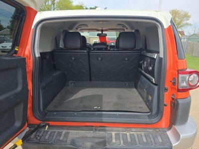 2014 Toyota FJ Cruiser w/Rear Doors