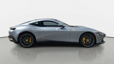 2022 Ferrari Roma Base