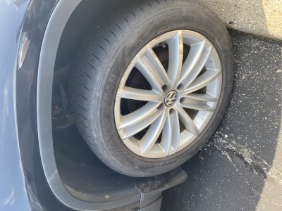 2014 VOLKSWAGEN TIGUAN SE