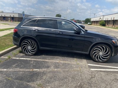 2015 MERCEDES0BENZ GLC 300