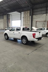 2026 Nissan Navara Double Cab SE Plus 4×4 2.5L Diesel 6-Speed MT 160bhp w/ 403 NM Torque
