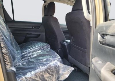 2025 TOYOTA Hilux PICK UP 2.8 4WD AT Green