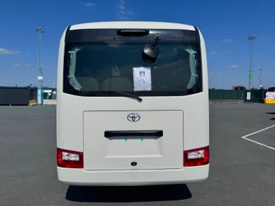 2026 Toyota Coaster Tourist RWD 4.2L Inline 6-Cylinder Diesel MT 22-Seater