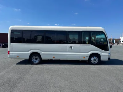 2026 Toyota Coaster Tourist RWD 4.2L Inline 6-Cylinder Diesel MT 22-Seater