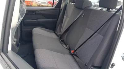 Toyota Hilux Standard