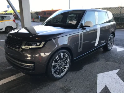 2022 RHD Land Rover Range Rover LWB P400 HSE AWD 3.0L Turbo Gas 8-Speed AT 400bhp
