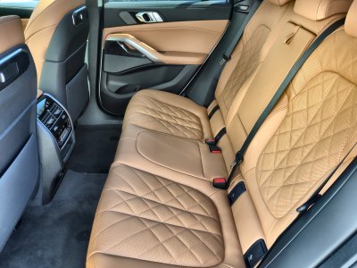 New 2026 BMW X6 xDrive40i
