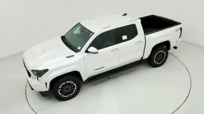 New 2025 Toyota Tacoma Hybrid TRD Sport