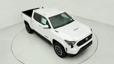New 2025 Toyota Tacoma Hybrid TRD Sport