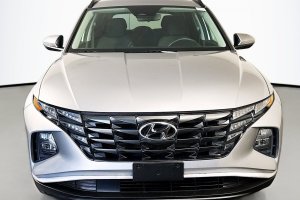 2022 Hyundai Tucson SEL - Image 2