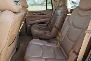 2016 Cadillac Escalade - Image 11