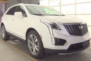 2025 Cadillac XT5 - Image 4