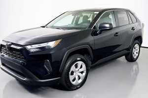 2024 Toyota RAV4 - Image 3