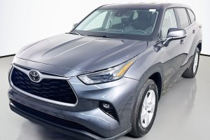 2025 Toyota Highlander - Image 3
