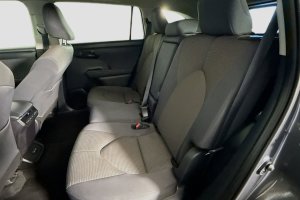 2025 Toyota Highlander - Image 12