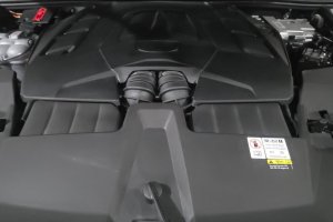 2024 Porsche Cayenne S - Image 9