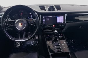 2024 Porsche Macan  - Image 8