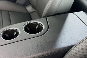 2023 Porsche Panamera 4 - Image 9